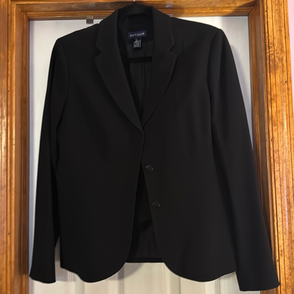 Ann Taylor black suit jacket